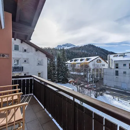 Апартаменты Chesa Charots - Celerina *