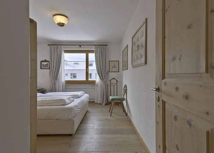 Chesa Charots - Celerina